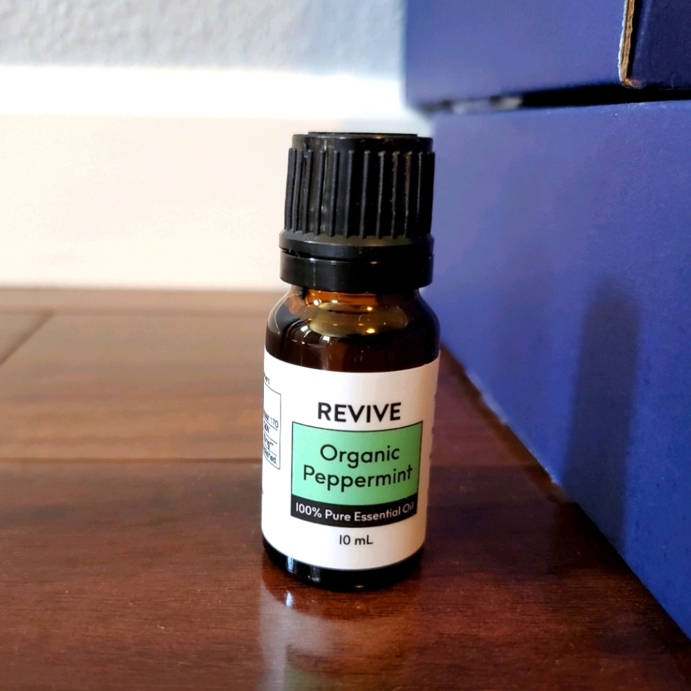 Brand New REVIVE Essential Oil - Organic Peppermint